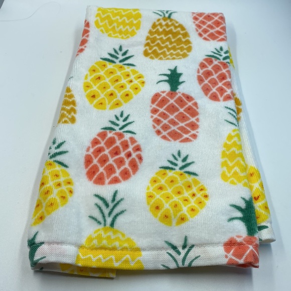 Pineapple Dish Towel - Picture 3 of 5